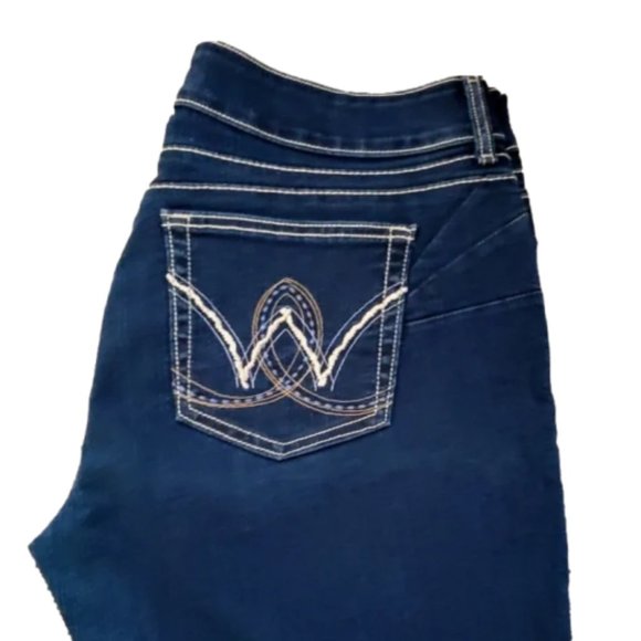 Bootcut Wrangler Plus Size Jeans - Ladies Denim Pants - Picture 4 of 7